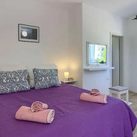 White Jasmin ヴィラ *