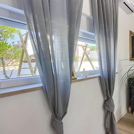 White Jasmin فيلة ميدولين